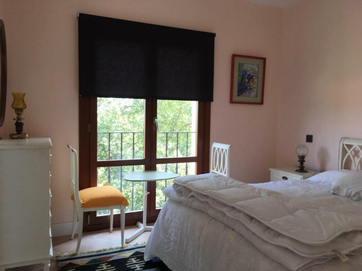 La Casa En El Camino Guest House Pendueles Ngoại thất bức ảnh